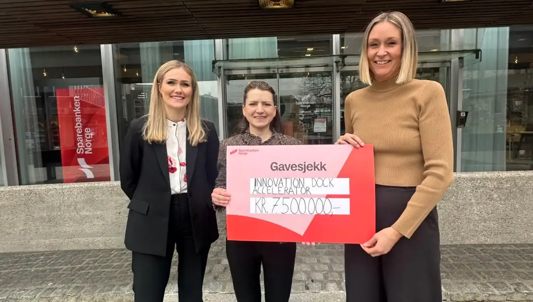 Liv Helene Roverud and Ingrid Østrem from Sparebanken Norge with Pia Warland from Innovation Dock